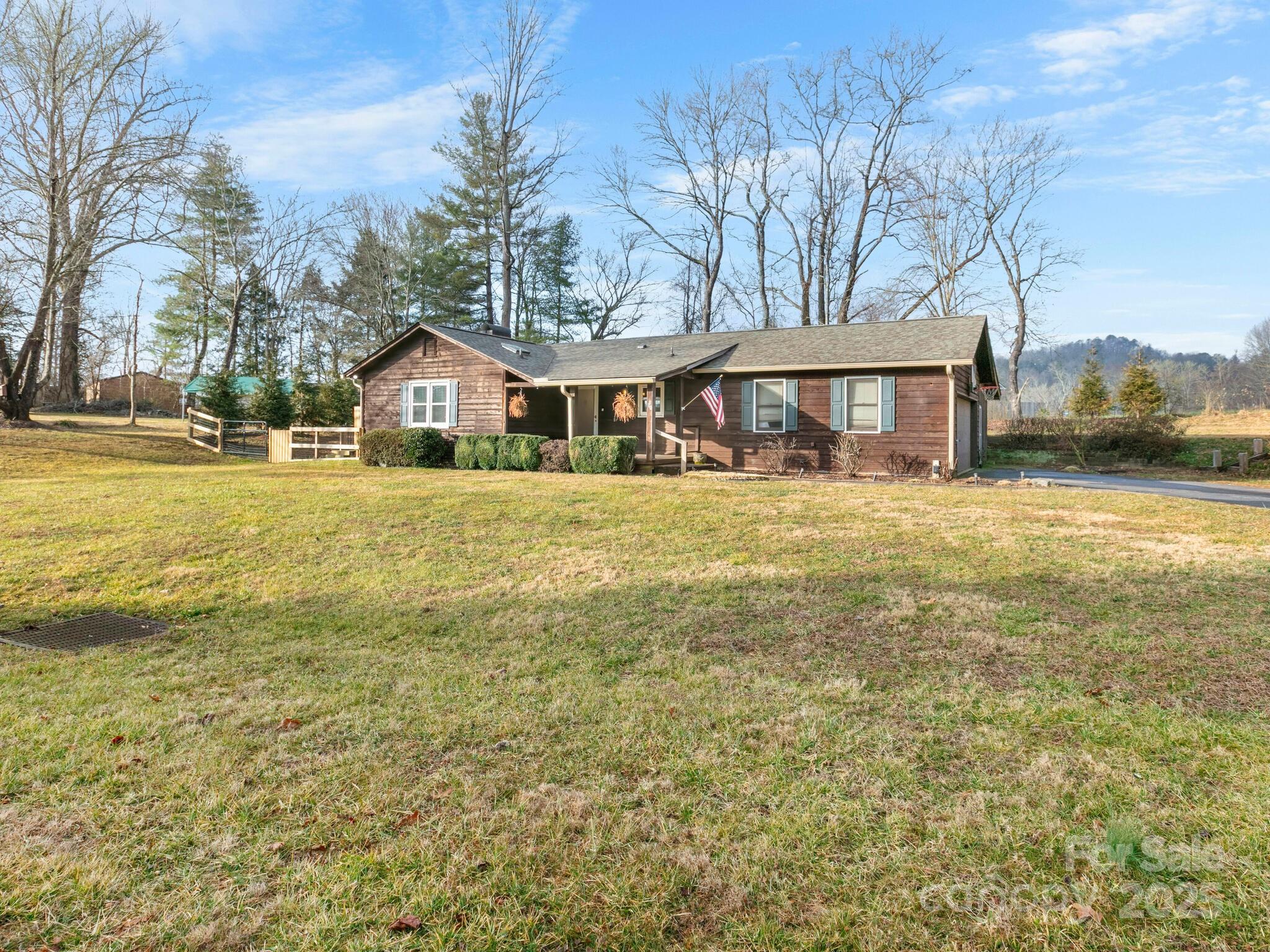 10 Shawn Drive Etowah NC 28729