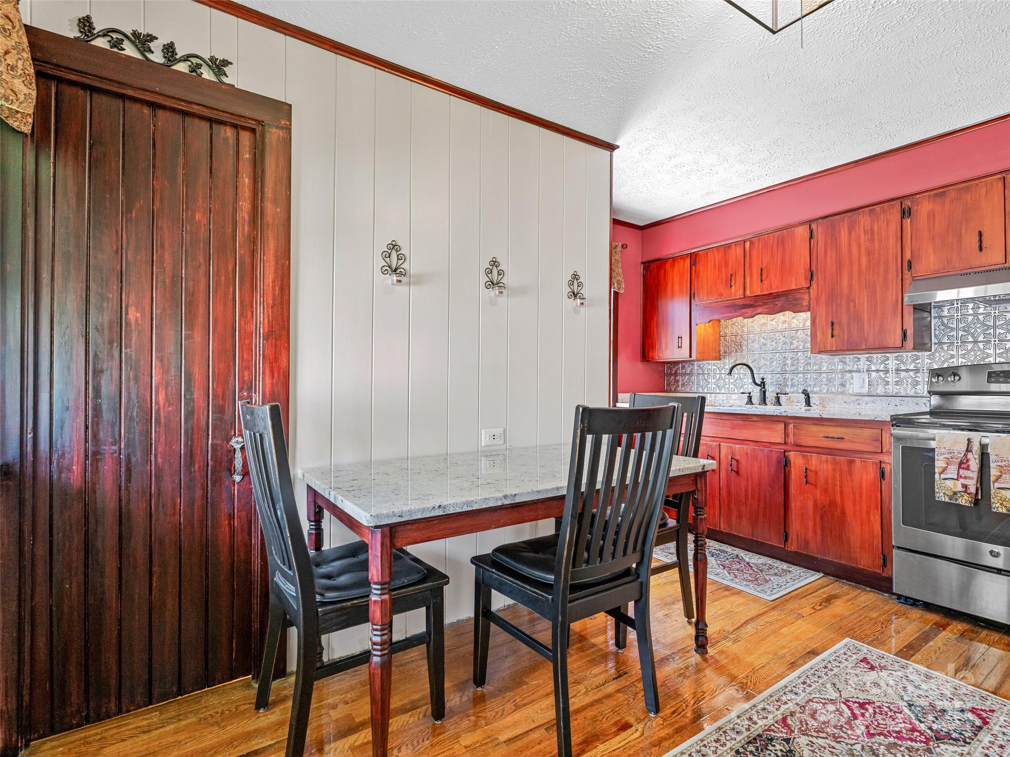 10 Old Pisgah Highway Candler NC 28715