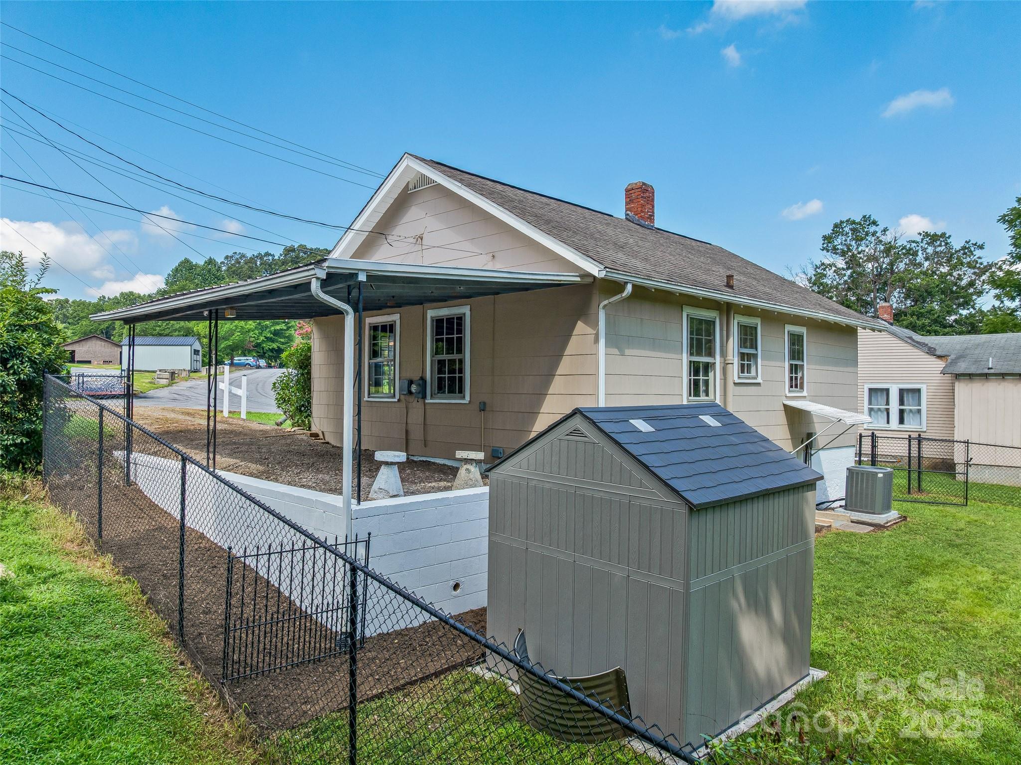 10 Old Pisgah Highway Candler NC 28715