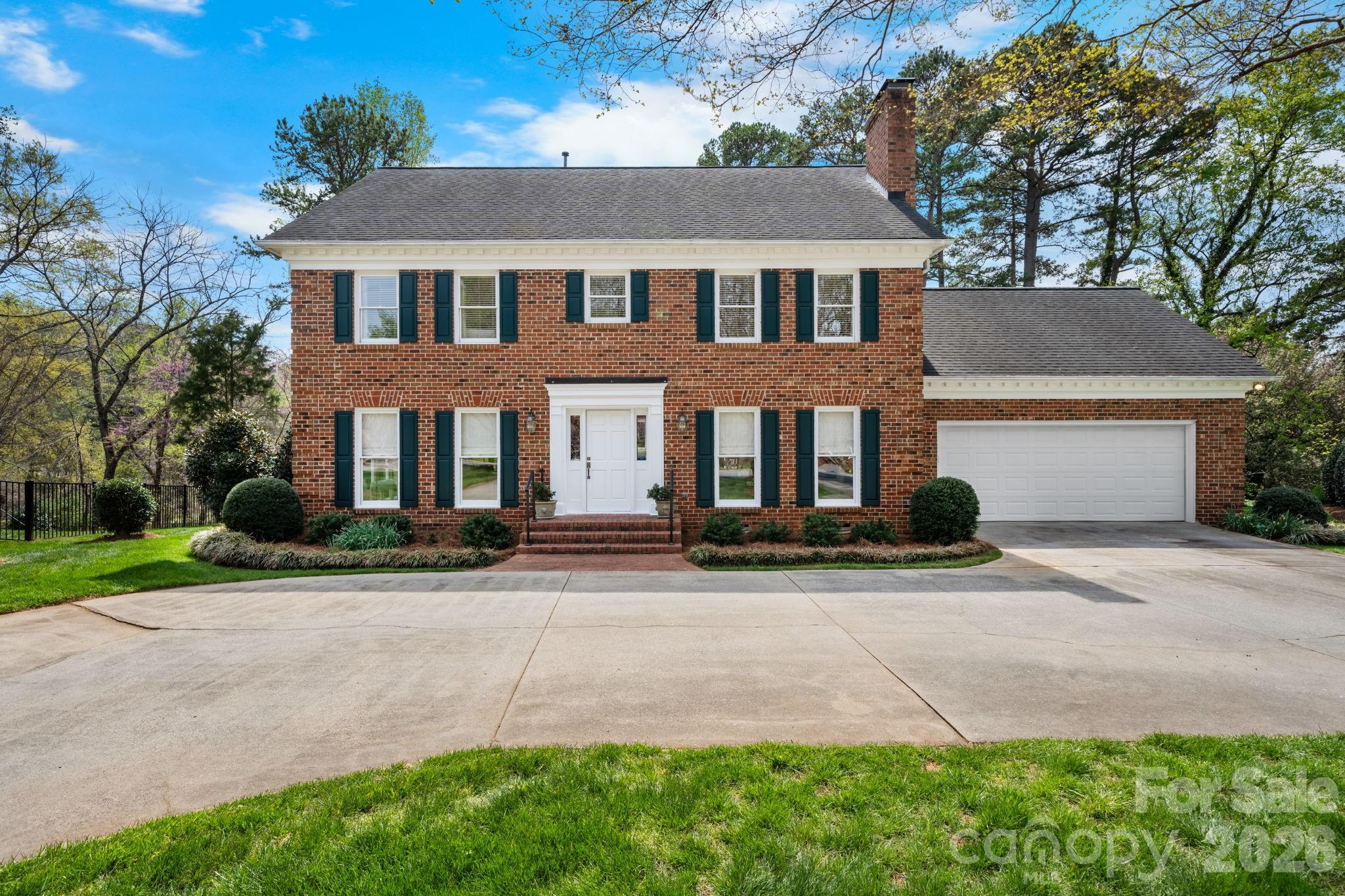 1961 5th Street Lane NW Hickory NC 28601