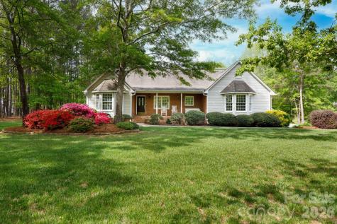 4307 Edgeland Road Edgemoor SC 29712