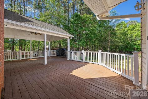 4307 Edgeland Road Edgemoor SC 29712