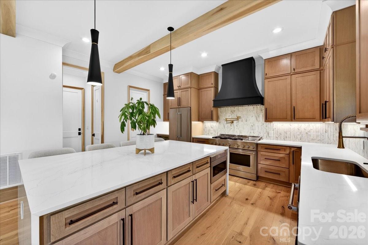 725 Hillside Avenue Charlotte NC 28209