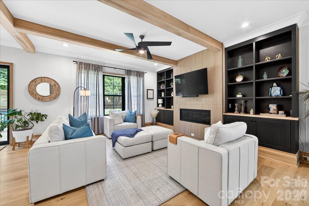 725 Hillside Avenue Charlotte NC 28209
