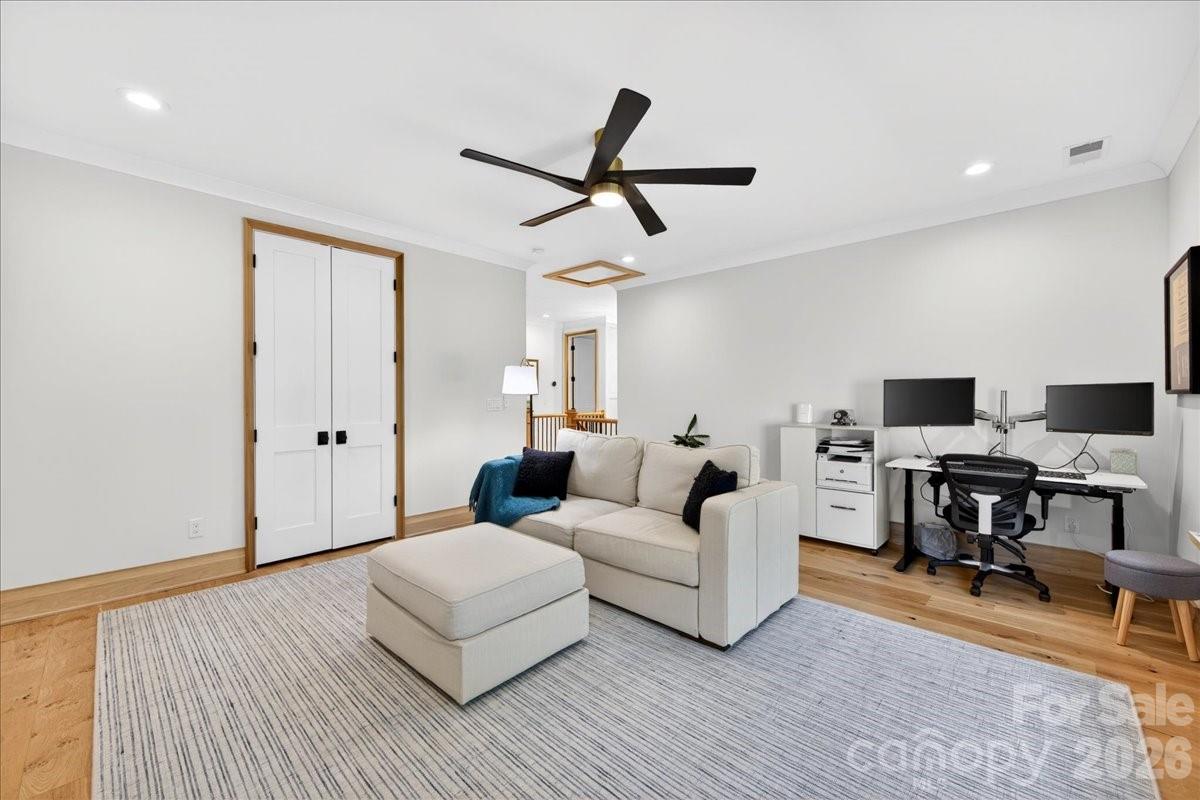 725 Hillside Avenue Charlotte NC 28209