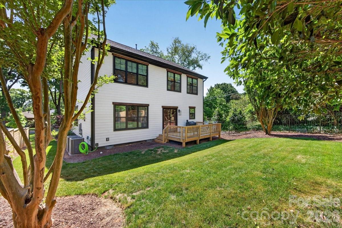 725 Hillside Avenue Charlotte NC 28209