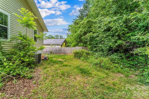 5 Springmill Drive Asheville NC 28806