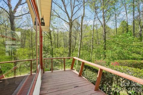 66 Pinto Trail Sylva NC 28779