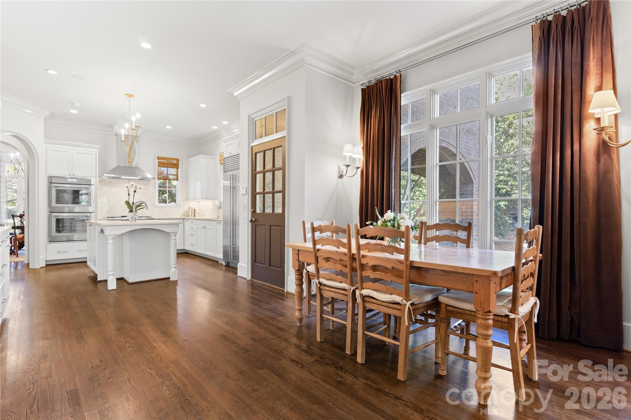 2837 Forest Drive Charlotte NC 28211