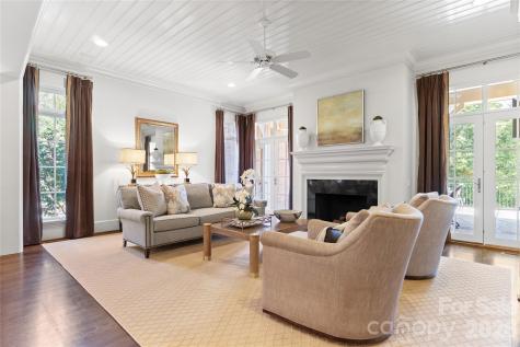 2837 Forest Drive Charlotte NC 28211