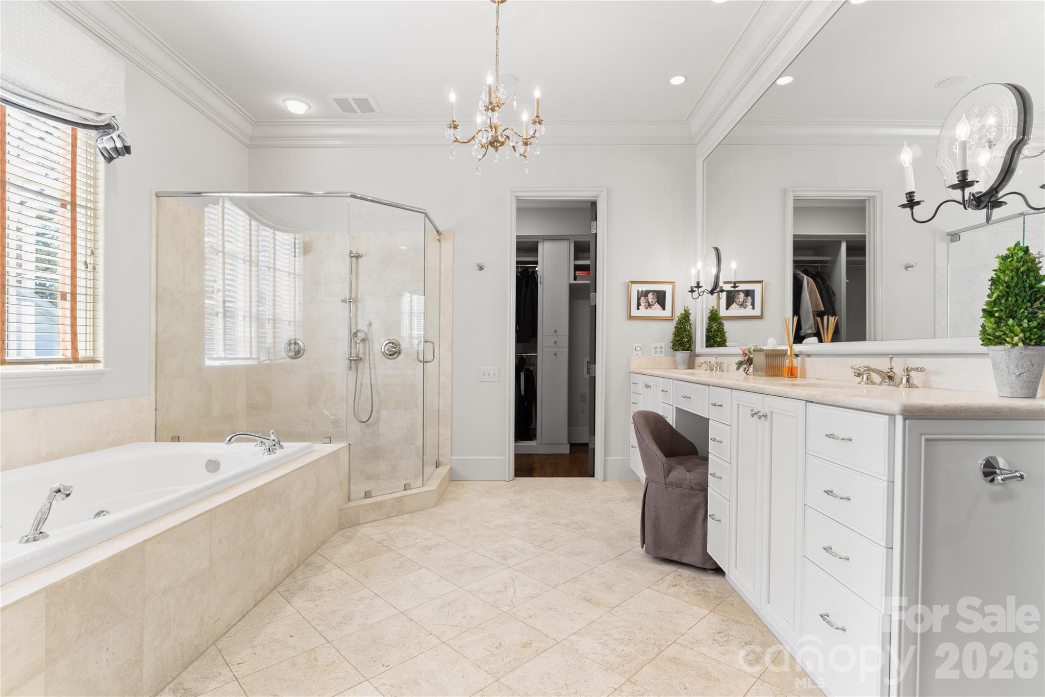 2837 Forest Drive Charlotte NC 28211