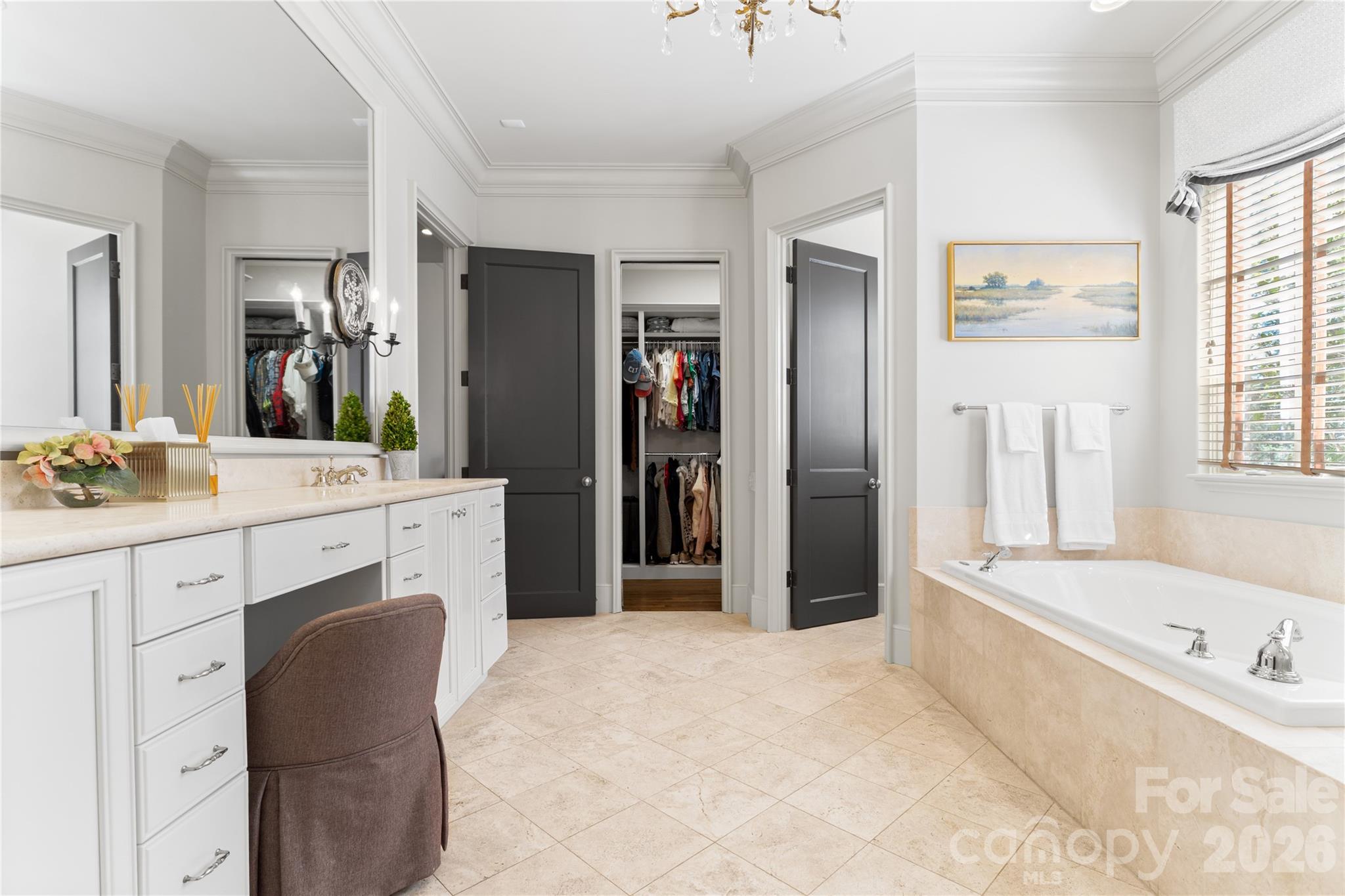 2837 Forest Drive Charlotte NC 28211