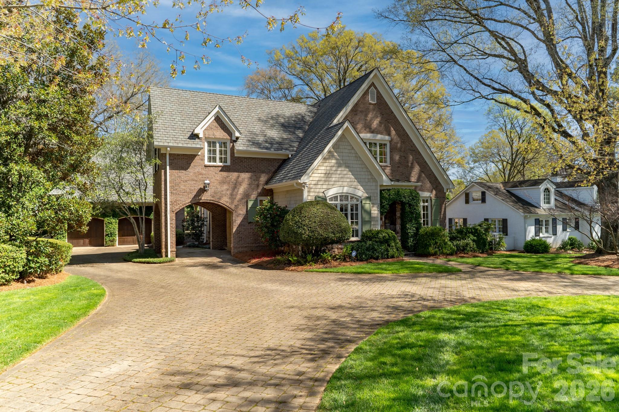 2837 Forest Drive Charlotte NC 28211
