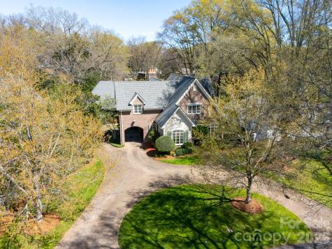 2837 Forest Drive Charlotte NC 28211