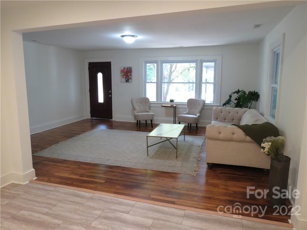 156 Madison Avenue NE Concord NC 28025