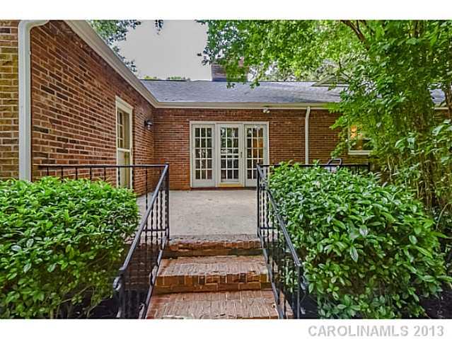 3801 Smooth Rock Court Charlotte NC 28210