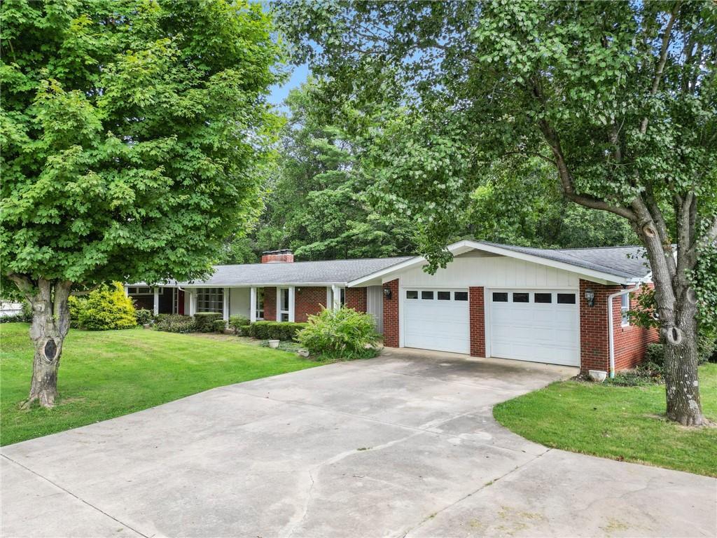 41 Beck Drive Asheville NC 28806