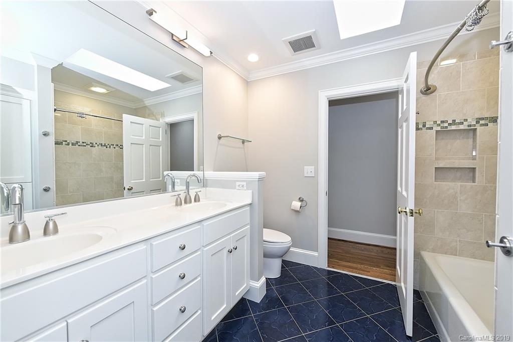 2420 Danbury Street Charlotte NC 28211