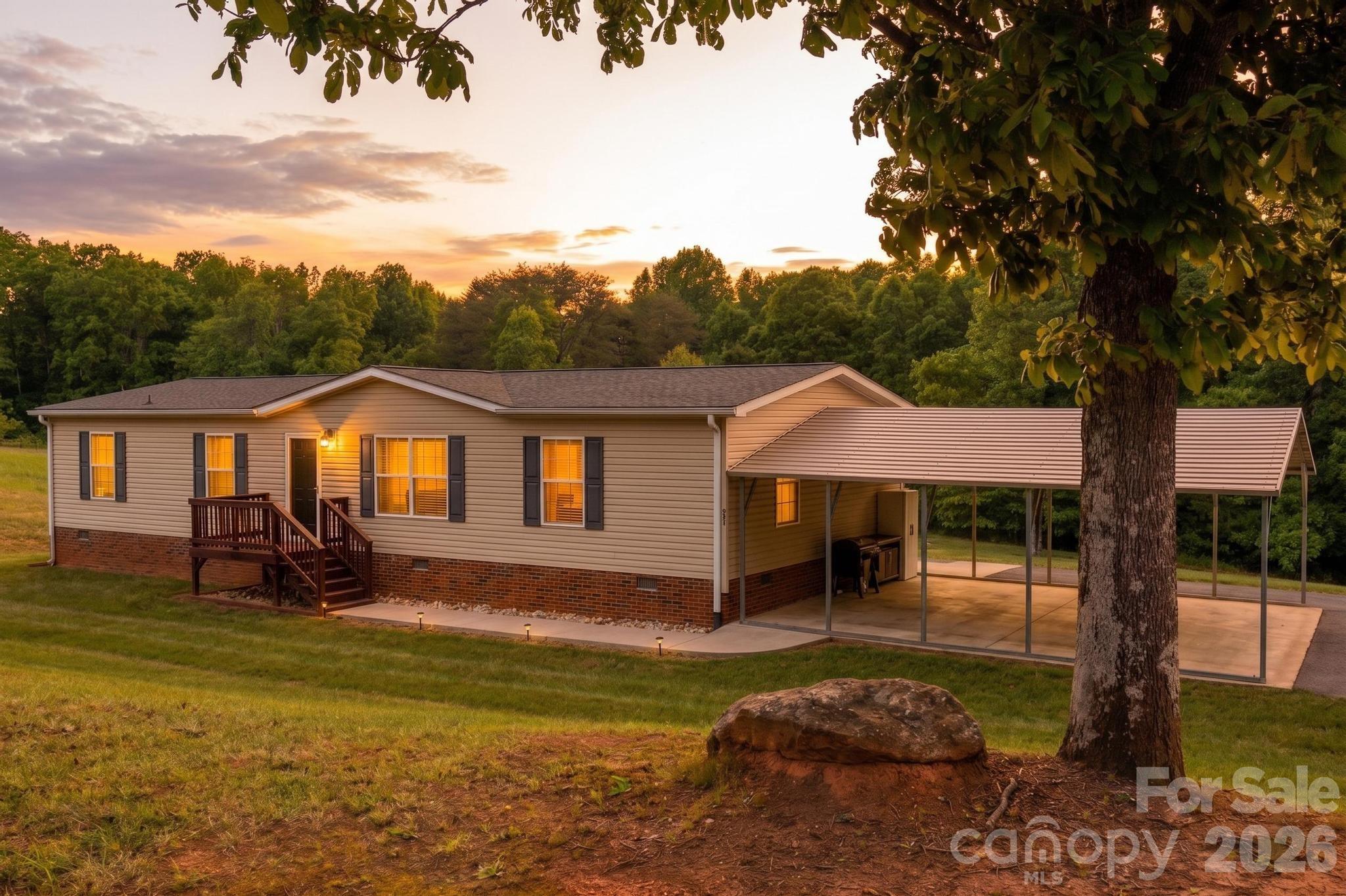 207 Mount Wesley Church Road Hiddenite NC 28636