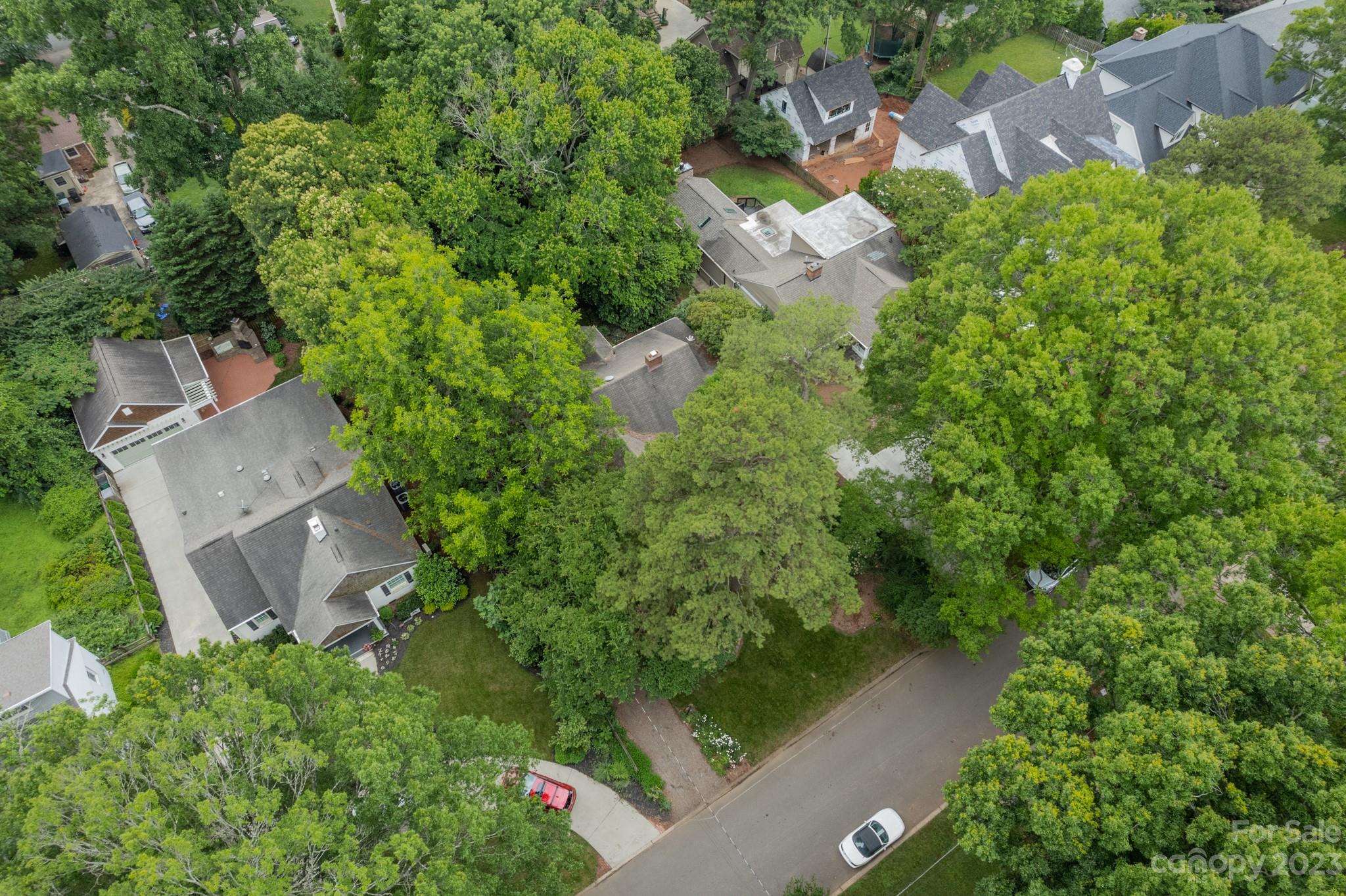 1220 Yale Place Charlotte NC 28209