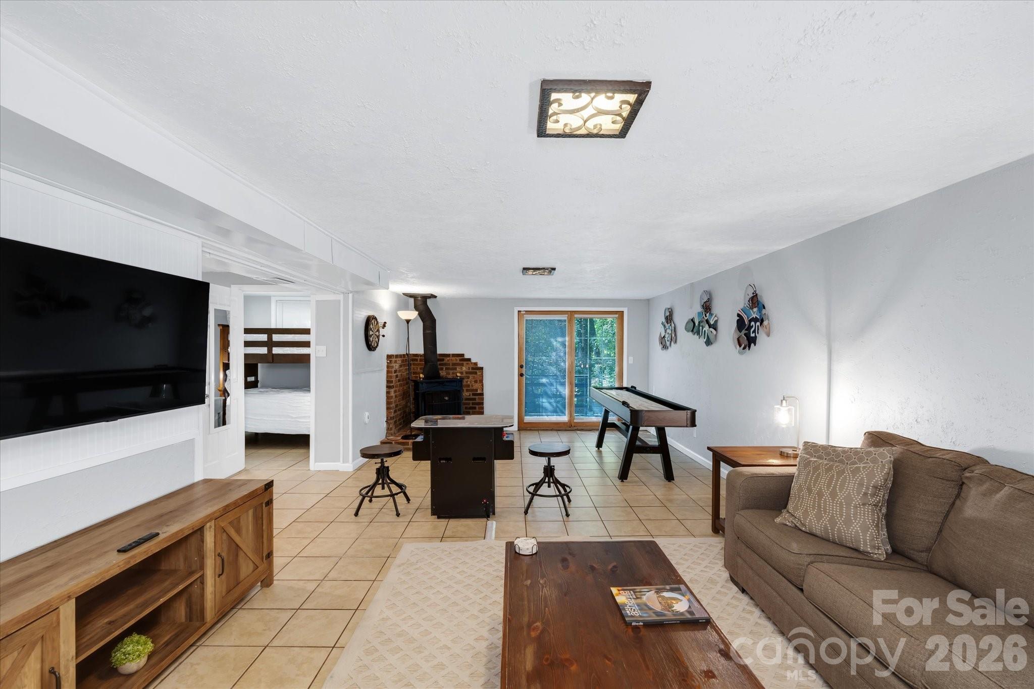 23 Springwood Drive Asheville NC 28805