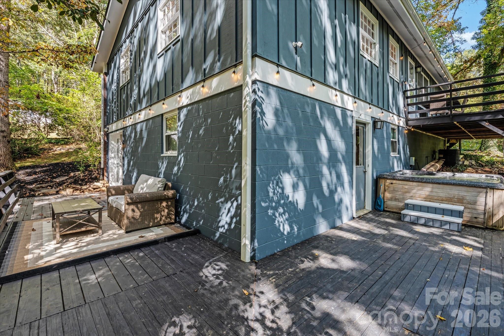 23 Springwood Drive Asheville NC 28805