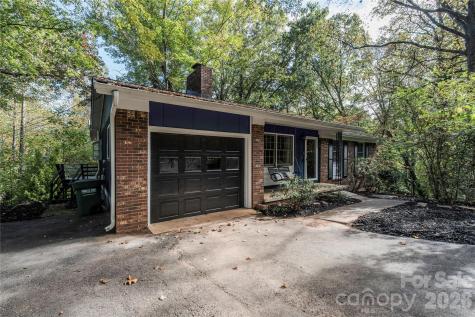 23 Springwood Drive Asheville NC 28805