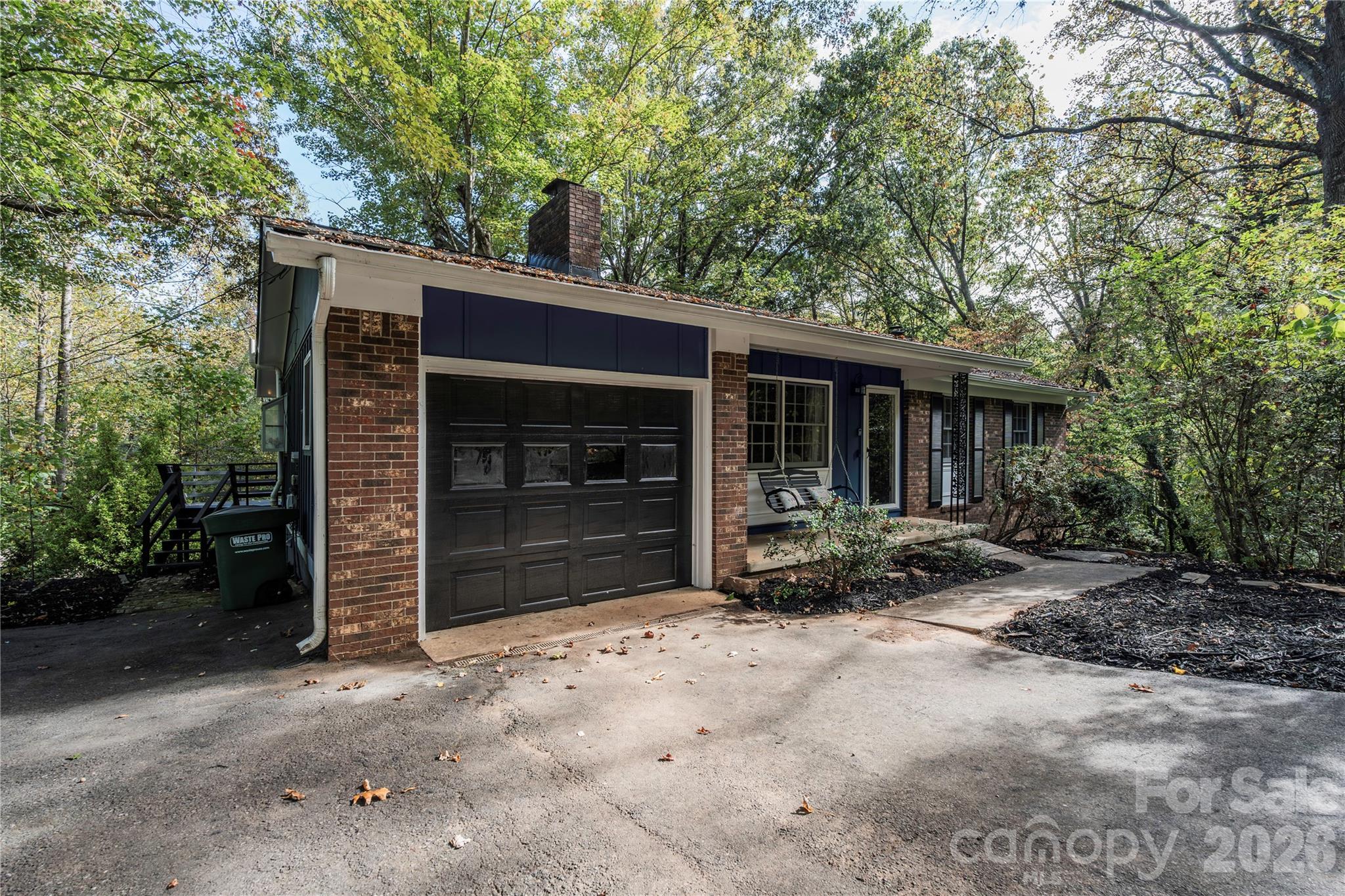 23 Springwood Drive Asheville NC 28805