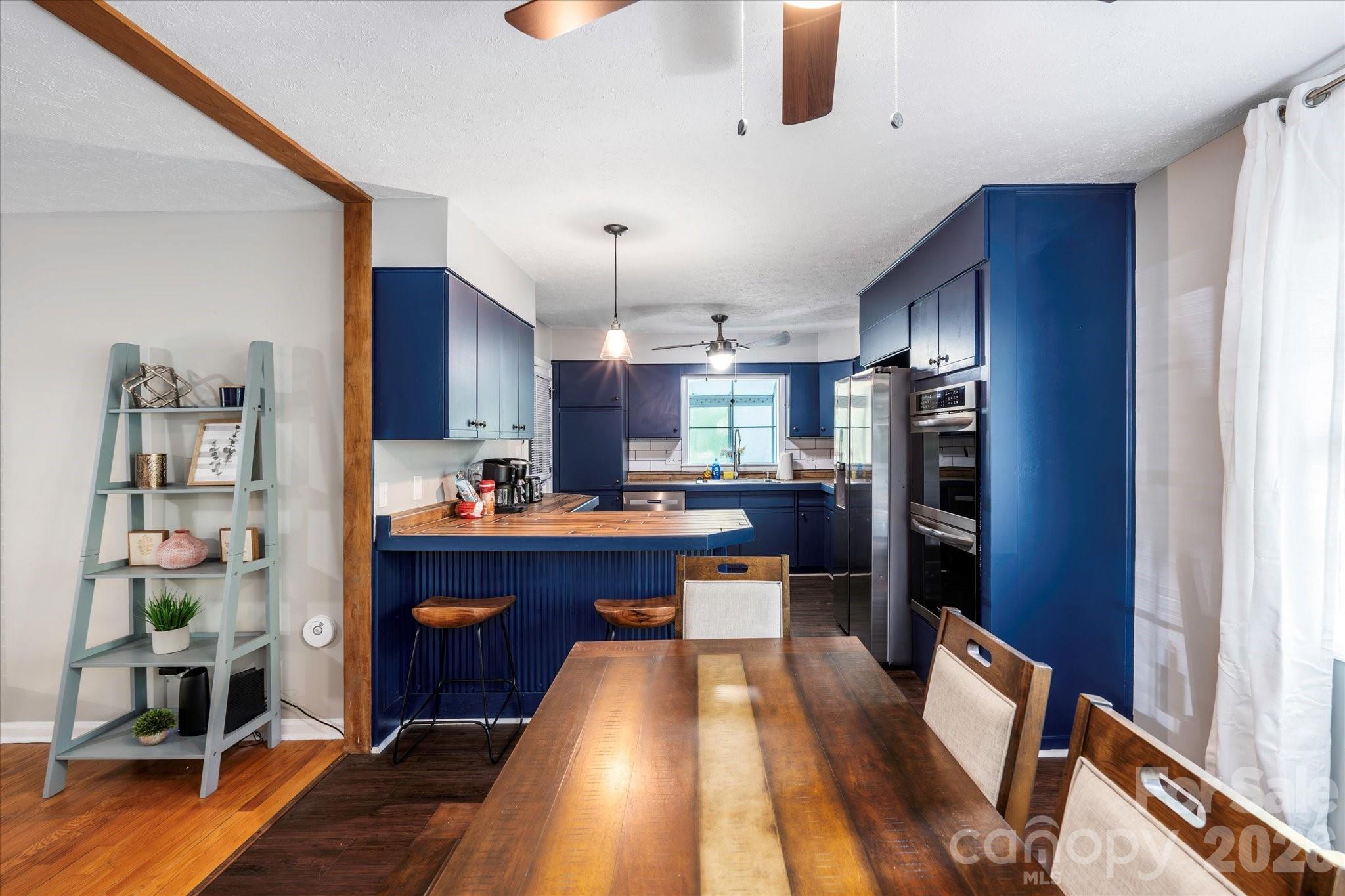 23 Springwood Drive Asheville NC 28805
