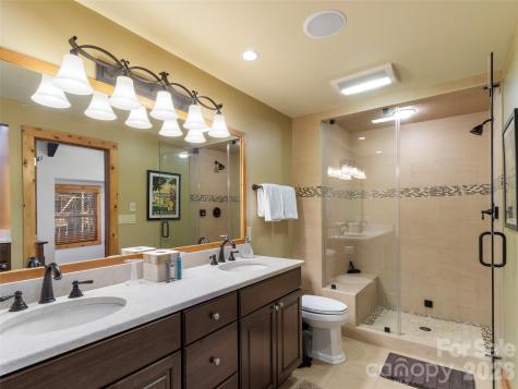 71 Ivy Ridge Road Burnsville NC 28714