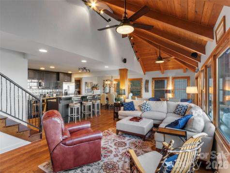 71 Ivy Ridge Road Burnsville NC 28714