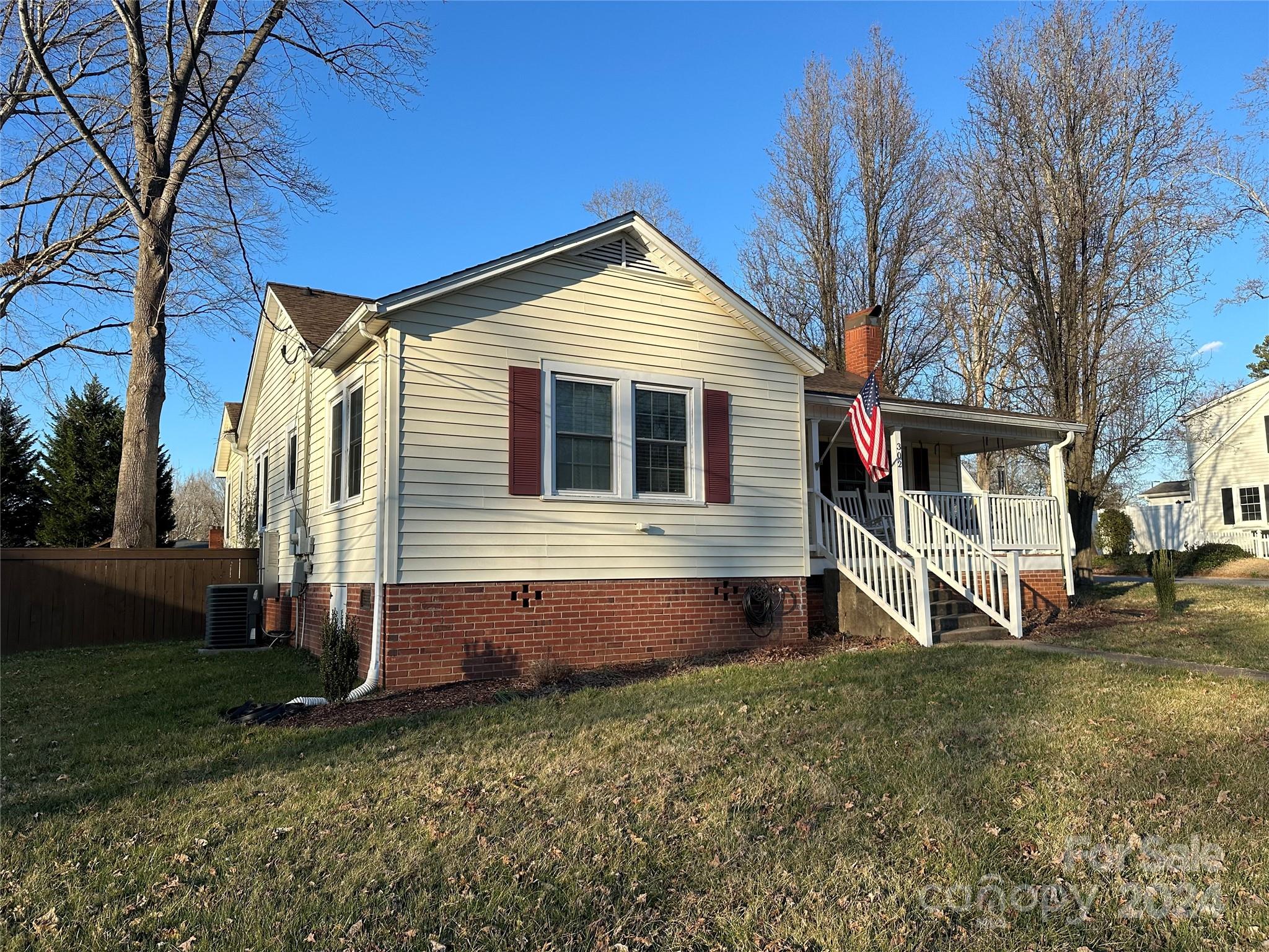 302 West Avenue Troutman NC 28166