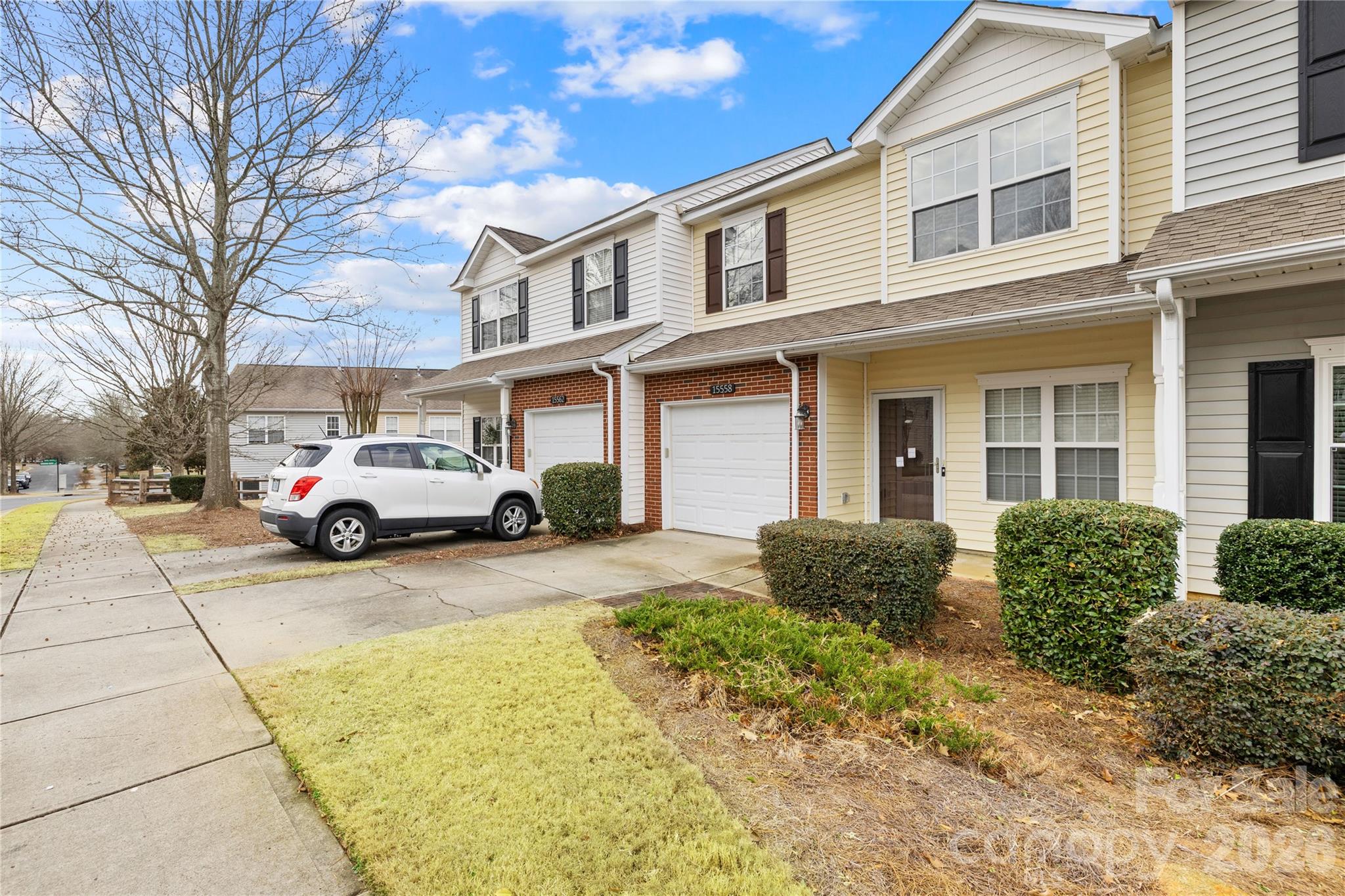15558 Stronvar House Lane Charlotte NC 28277