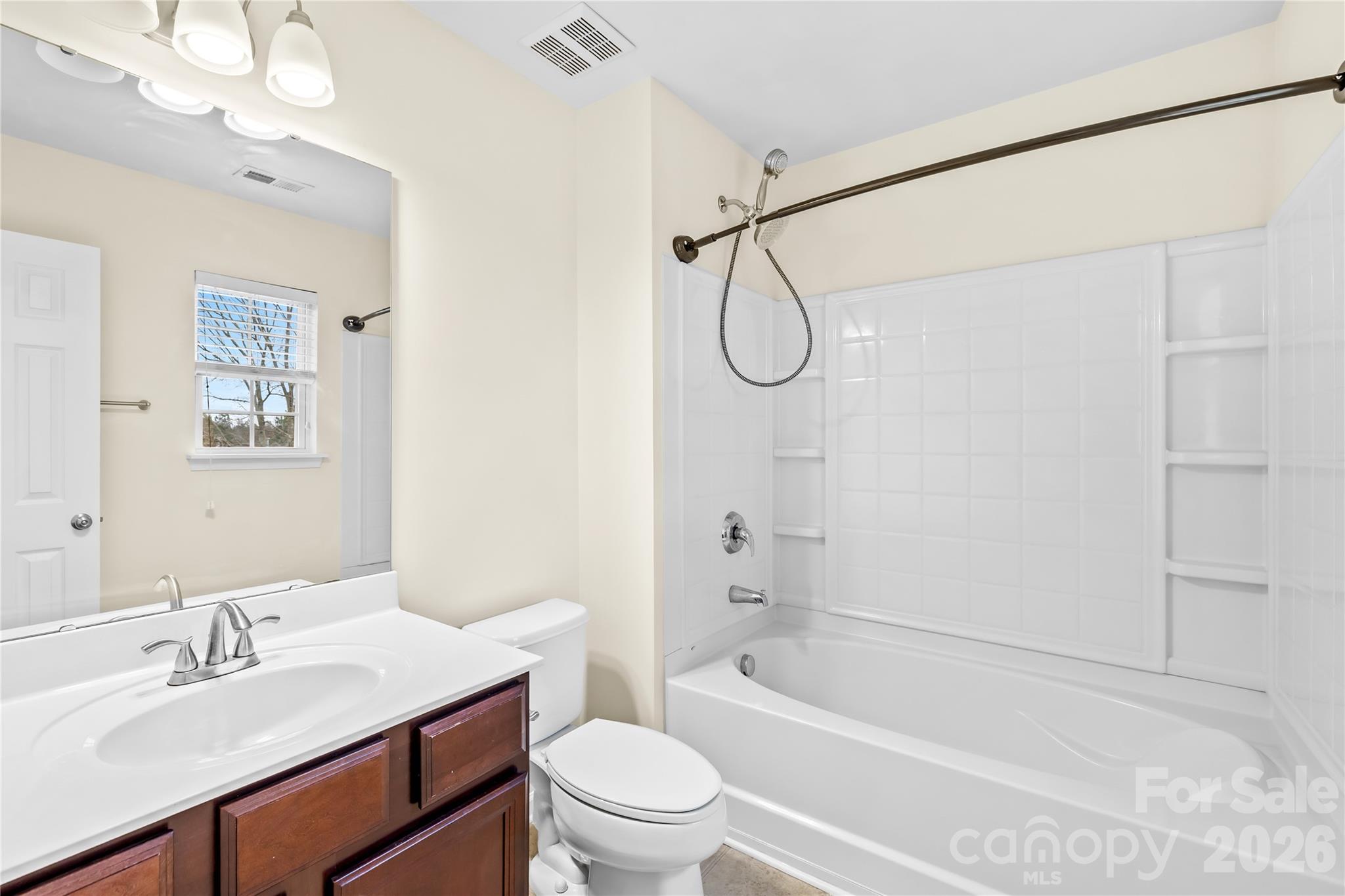 15558 Stronvar House Lane Charlotte NC 28277