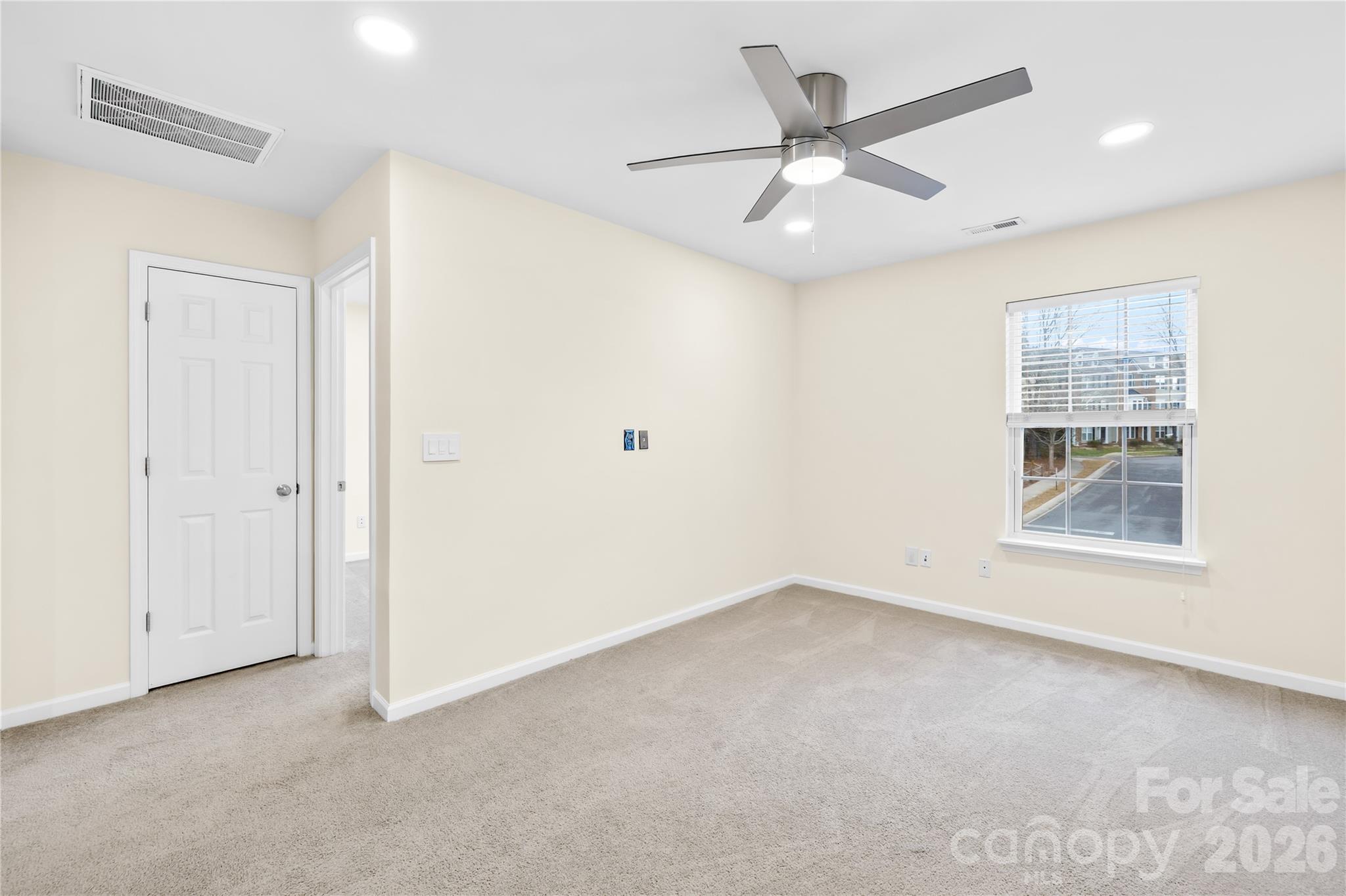 15558 Stronvar House Lane Charlotte NC 28277