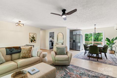 114 Greenfield Lane Hendersonville NC 28792