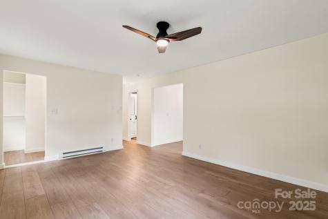 114 Greenfield Lane Hendersonville NC 28792