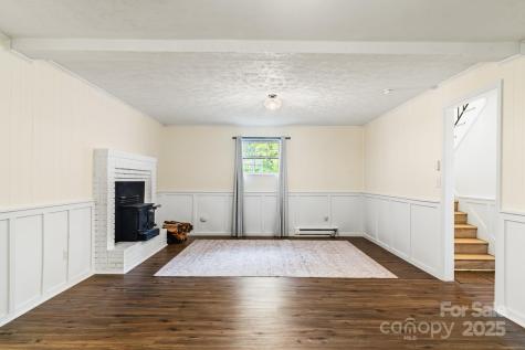 114 Greenfield Lane Hendersonville NC 28792