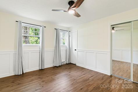 114 Greenfield Lane Hendersonville NC 28792
