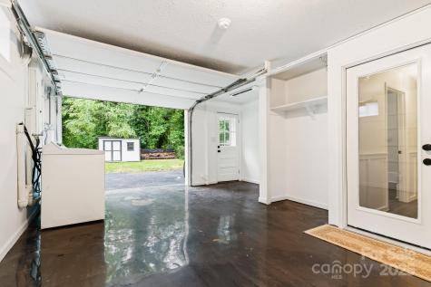 114 Greenfield Lane Hendersonville NC 28792