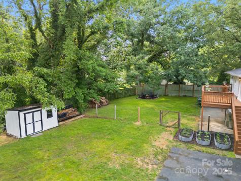 114 Greenfield Lane Hendersonville NC 28792