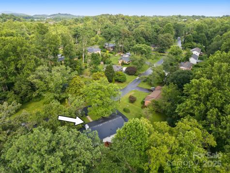 114 Greenfield Lane Hendersonville NC 28792