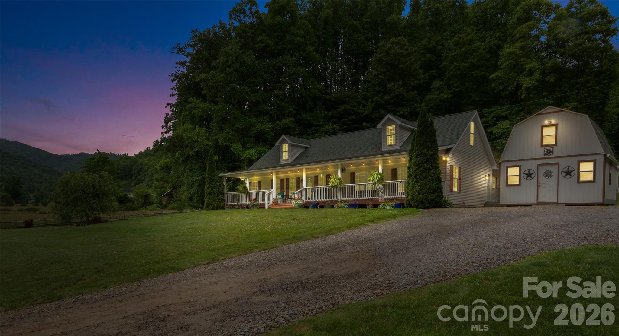 33 Copper Penny Lane Burnsville NC 28714