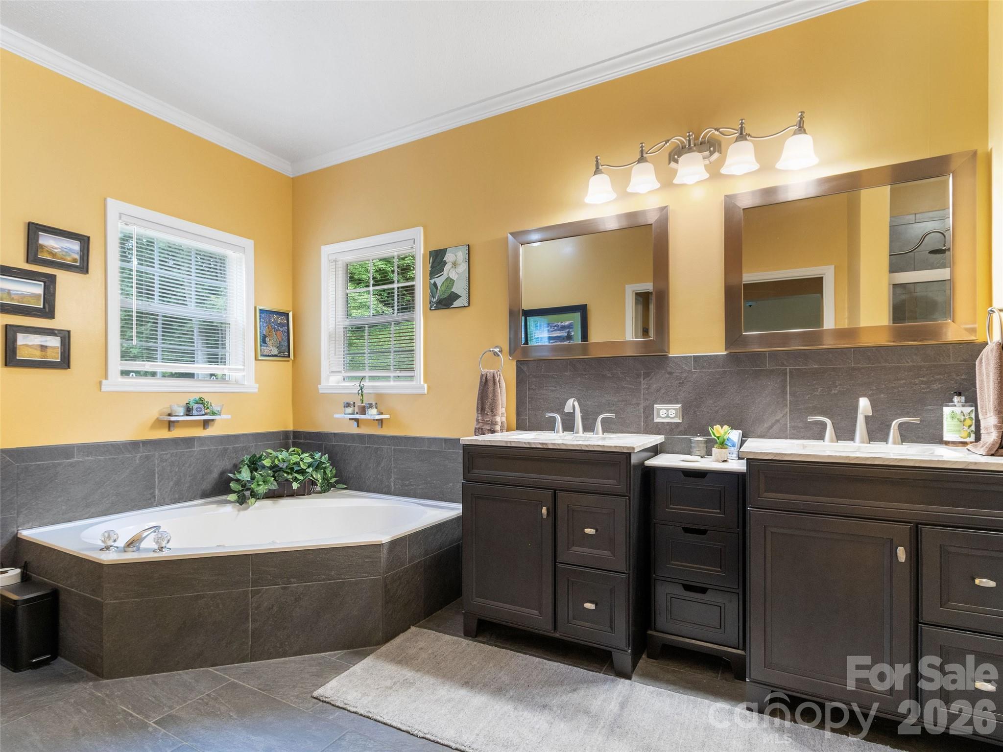 33 Copper Penny Lane Burnsville NC 28714