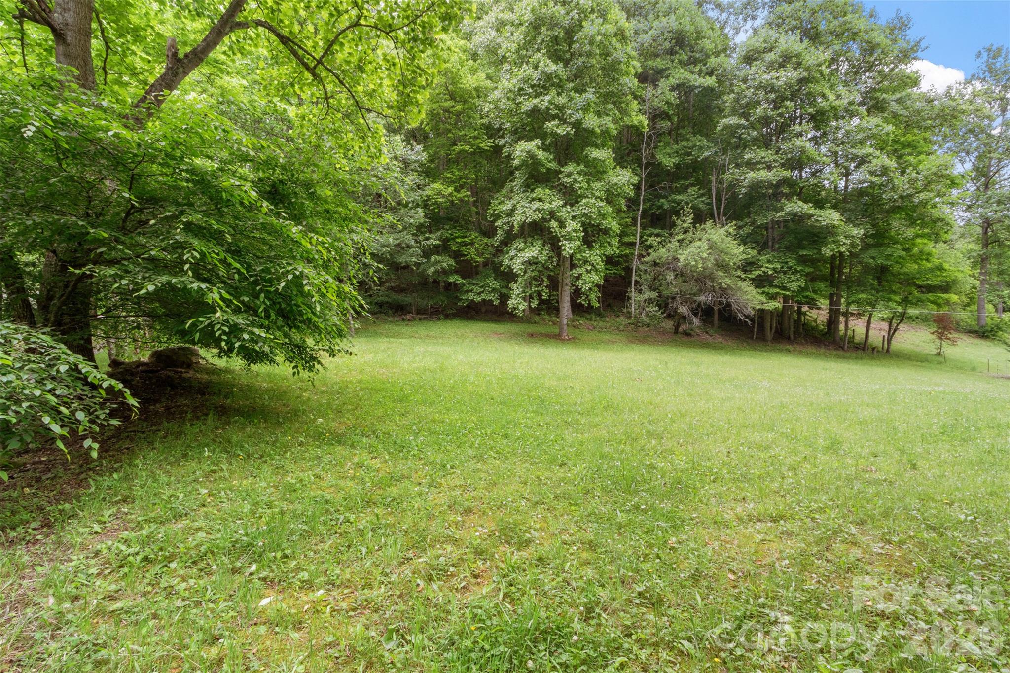 33 Copper Penny Lane Burnsville NC 28714