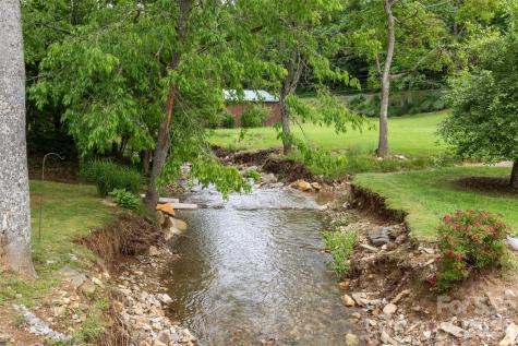 33 Copper Penny Lane Burnsville NC 28714