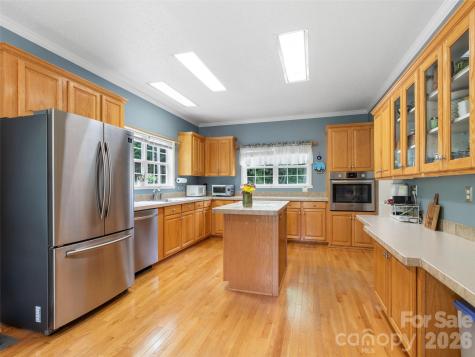 33 Copper Penny Lane Burnsville NC 28714