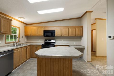 142 Josiah Lane Hendersonville NC 28792