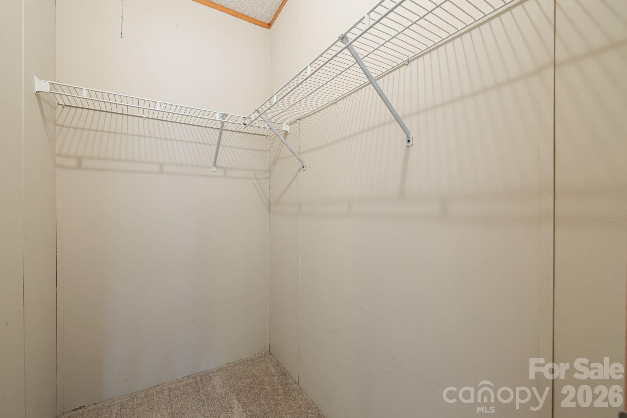 142 Josiah Lane Hendersonville NC 28792