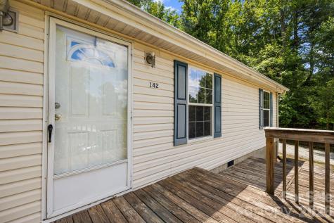 142 Josiah Lane Hendersonville NC 28792
